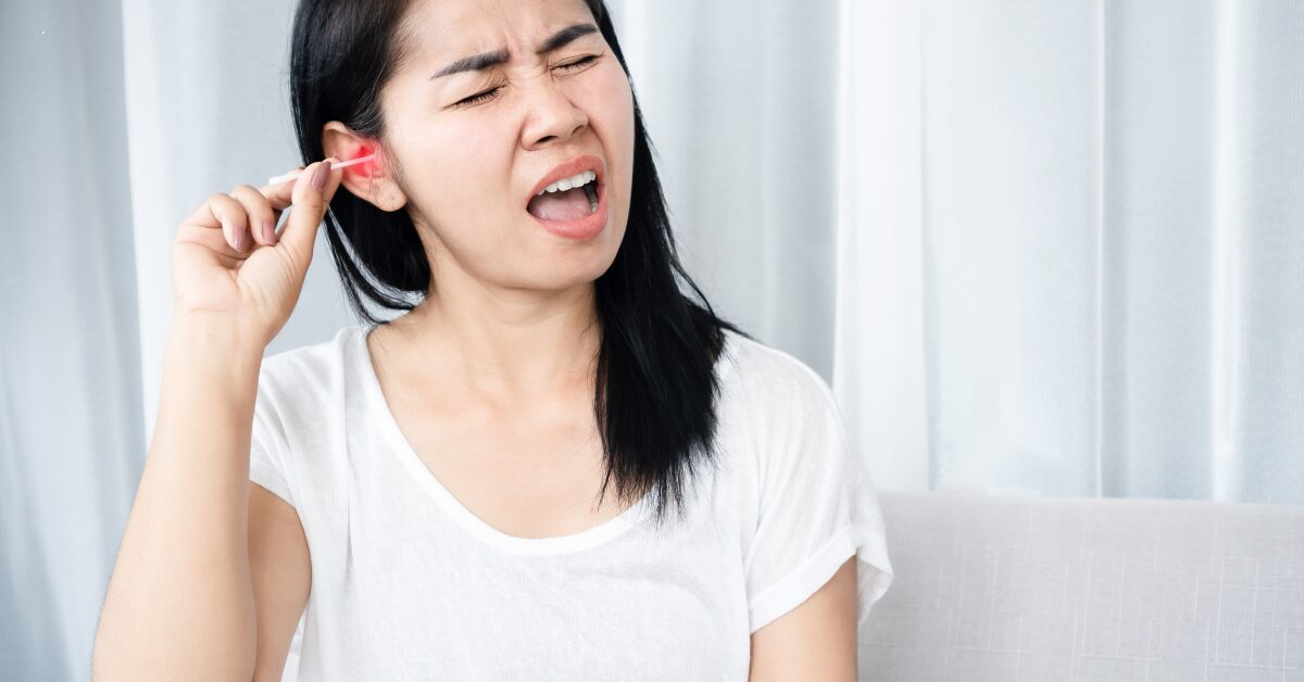 Limpar os Ouvidos: Está a Fazer Tudo Errado? Descubra Como Proteger a Sua Saúde Auditiva!